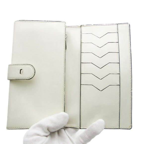 Valextra Women's Leather Long Wallet (bi-fold) Cream - Picture 3 of 16